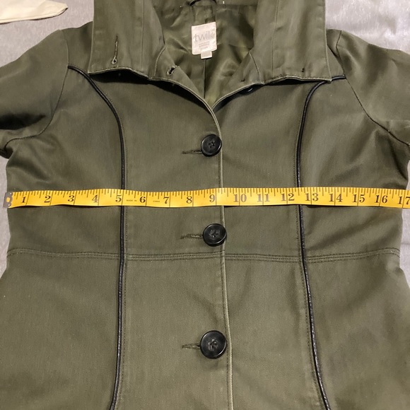 Coat - Picture 6 of 11